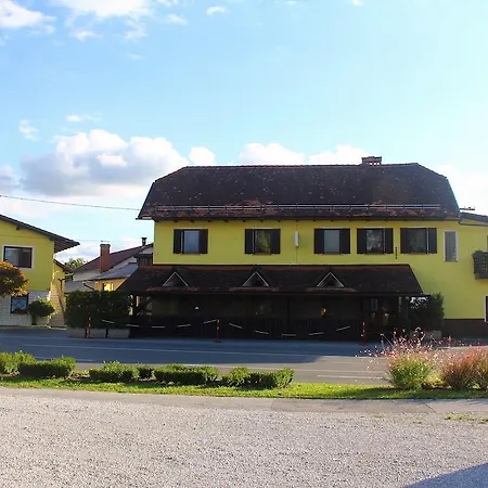 Privatunterkunft Prenocisca Kralj Komenda