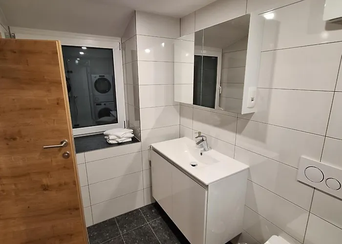 منزل للإقامة Prenocisca Kralj Komenda